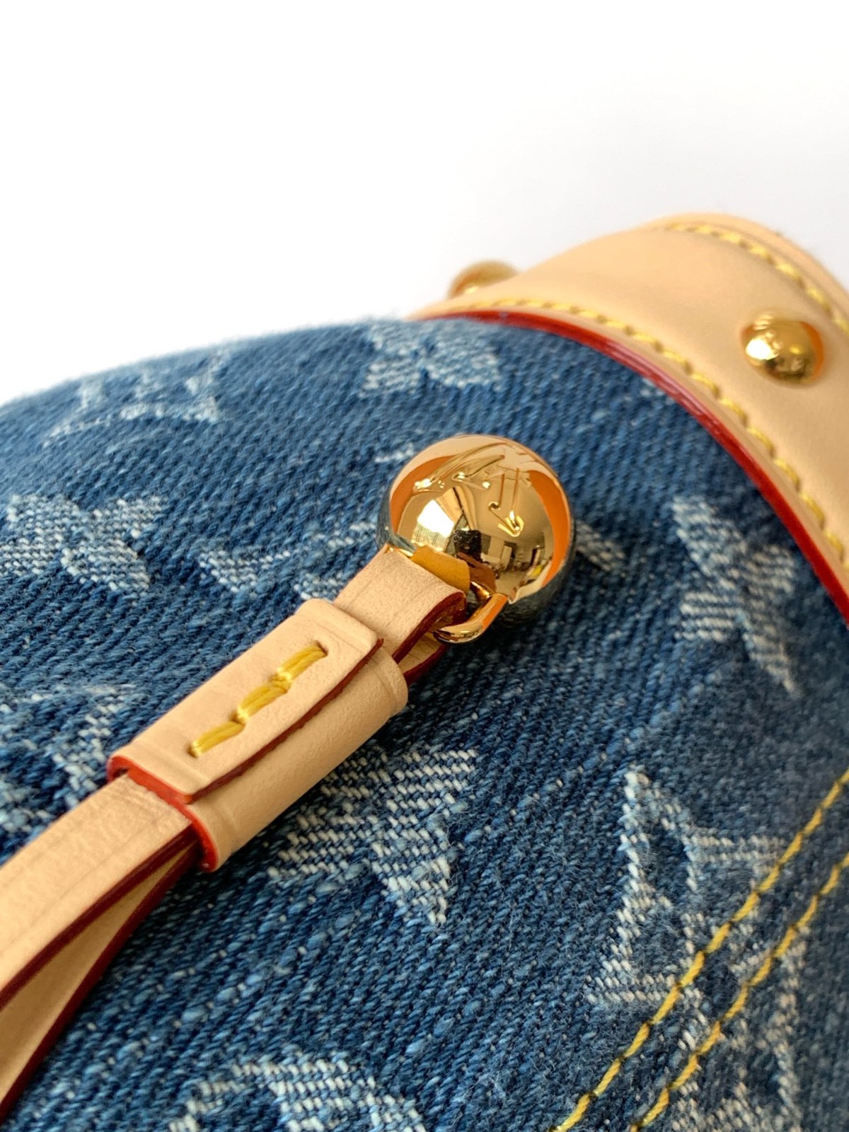 1756883704393810.jpg 1756883704393810.jpg